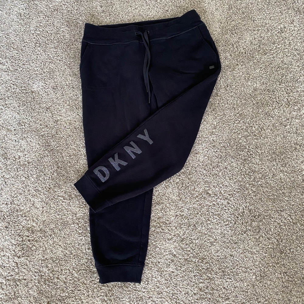 DKNY black 3/4 length sweatpants